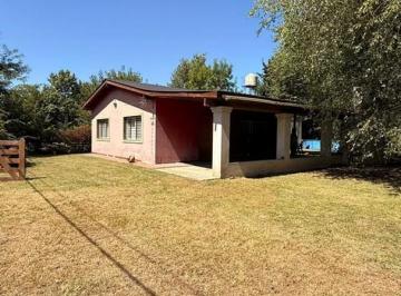 Casa · 74m² · 3 Ambientes · 1 Cochera · Casa Chalet en Venta en Parque Jularó, Exaltación de La Cruz, G. B. a. Zona Norte