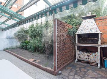 PH · 68m² · 3 Ambientes · Venta PH 3 Amb. con Patio Parquizado, en Caseros