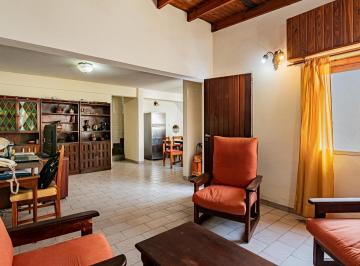 PH · 92m² · 4 Ambientes · PH Interno en Venta 2 Dorm. y Patio Calle 58 Entre 14 y 15 La Plata