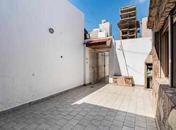 PH · 92m² · 4 Ambientes · PH Interno en Venta 2 Dorm. y Patio Calle 58 Entre 14 y 15 La Plata