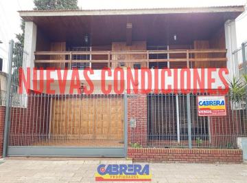 Casa · 226m² · 3 Ambientes · 1 Cochera · Casa - Banfield Este