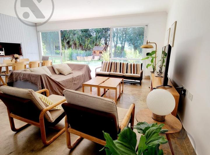 Casa · 160m² · 4 Ambientes