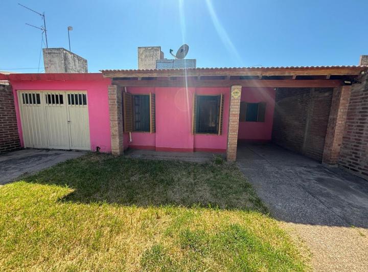 Casa · 266m² · 2 Dormitorios · 2 Cocheras