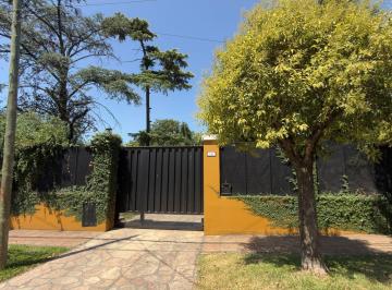 Casa · 165m² · 4 Ambientes · Casa Chalet en Venta en General Pacheco, Tigre, G. B. a. Zona Norte