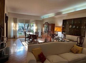 Casa · 203m² · 4 Ambientes · 1 Cochera · Venta Chalet 4 Ambientes Villa Devoto Caba