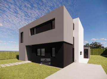 Casa · 164m² · 5 Ambientes · 2 Cocheras · Casa en Puertos del Lago - Nativas