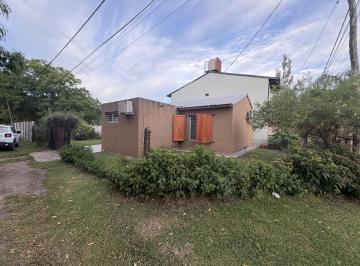 Casa · 15m² · 1 Ambiente · 1 Cochera · Roldan - El Troncal, Excelentes Accesos