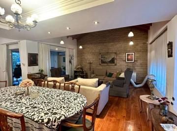 Oficina comercial de 6 ambientes Alquiler USD 2.500 · Casa Apta Para Oficina en Alquiler - 5ta Sección