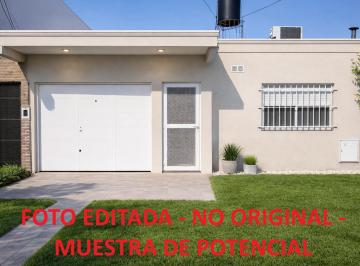 Casa de 4 ambientes, Rosario · Casa con 198 m² en Venta, 2 Dorm. en Villa Urquiza