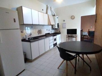 Casa de 6 ambientes, General San Martín · Casa Multifamiliar en Venta en San Andres