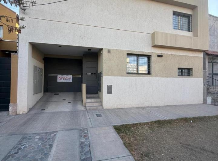 Departamento · 75m² · 3 Ambientes · 1 Cochera