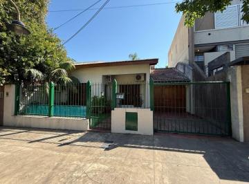 Casa de 3 ambientes, Vicente López · Excelente Casa en Venta en Olivos C/ Lote 10x50