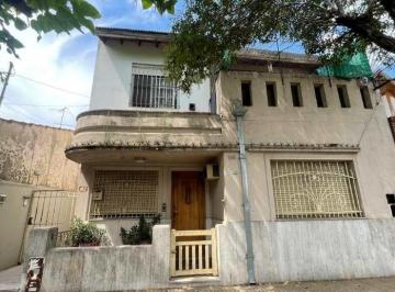 Casa · 56m² · 3 Ambientes · Casa en Alquiler en Lanús Este, Lanús, G. B. a. Zona Sur