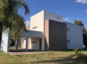 Casa · 209m² · 6 Ambientes · 2 Cocheras · Casa en Venta Los Bretes Colón Entre Ríos