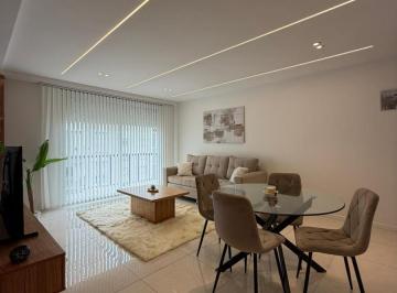 Departamento · 72m² · 3 Ambientes · Departamento 3 Amb a La Calle con Balcón Saliente