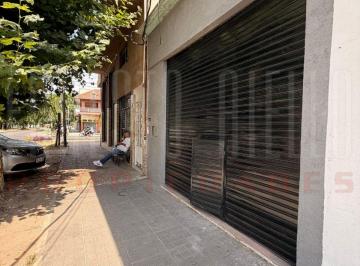Local comercial , Quilmes · ¡Alquiler Local Comercial Sobre Av en Quilmes Oeste!