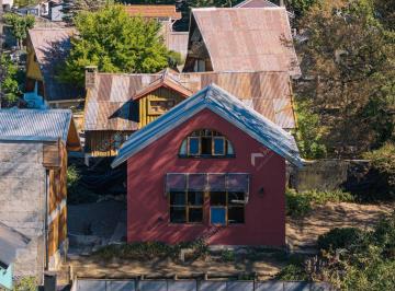 Casa de 6 ambientes, San Martín de los Andes · Venta Dos Cabañas en Zona Centro San Martin de Los Andes!