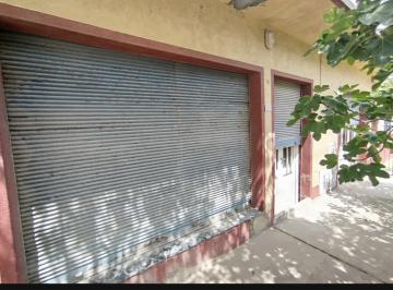Departamento · 200m² · 3 Ambientes · 1 Cochera · Venta en Block Local a Reciclar + PH 2 y 3 Ambientes