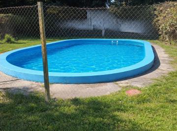 Casa · 187m² · 5 Ambientes · 4 Cocheras · Venta Quinta Moreno Mucho Parque Arbolado y Piscina Permuta Departamentocaba