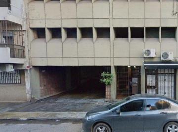 Garage · 15m² · Cochera + Baulera Italia 1273