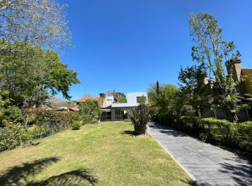 Casa · 180m² · 5 Ambientes · Casa en Country Ger Pueblo Esther