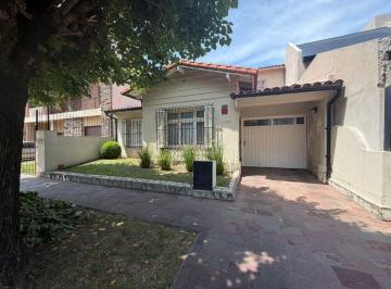 Casa de 5 ambientes, Morón · Casa 5 Ambientes con Parque en Castelar