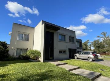 LER-LER-7405_2 · Casa en Venta 3 Dorm. en Altos del Sol