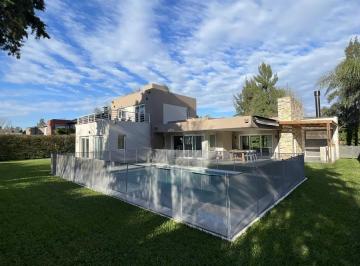 LER-LER-7411_2 · Casa en Venta 3 Dorm. en Barrio Cerrado Altos del Sol