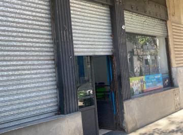Local comercial · 225m² · Amplio Local Ubicado en El Corazón de Balvanera