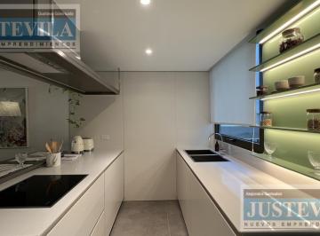 Departamento · 191m² · 4 Ambientes · Semipiso en Caballito Sur 4 Amb con Dependencia. Terraza con Pérgola.