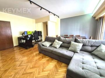 Departamento · 74m² · 3 Ambientes · 1 Cochera · Venta Departamento 3 Ambientes Belgrano Cochera Baulera