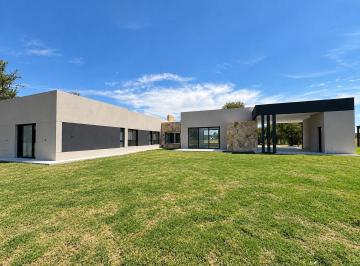 Casa · 153m² · 4 Ambientes · 3 Cocheras · Casa en Venta en La Elina Luján 4 Ambientes | a Estrenar