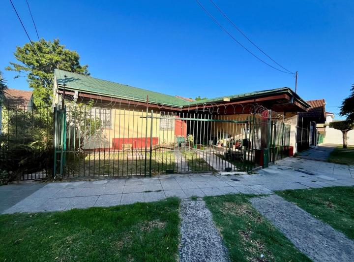 Casa · 80m² · 4 Ambientes · 1 Cochera