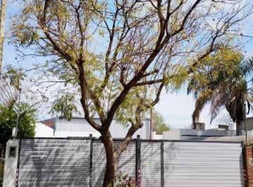 Bodega-Galpón · 162m² · 2 Ambientes · 10 Cocheras · Galpón Comercial en Venta Ituzaingó Norte