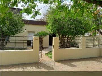 Casa de 5 ambientes, Presidencia Roque Sáenz Peña · Venta Casa Pleno Centro