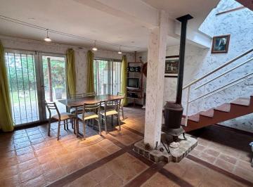 Casa de 8 ambientes, San Antonio de Arredondo · Oportunidad. 2 Dorm., Moderna. Apta Credito. Amplia Galeria. Se Recibe Oferta.