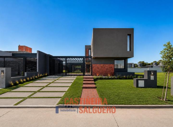 Casa · 286m² · 12 Ambientes · 2 Cocheras