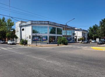 Bodega-Galpón · 2380m² · Vende Propiedad con Locales, Oficinas y Galpones Sobre Ruta.