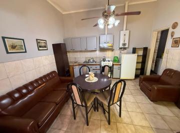 Departamento de 2 ambientes, Avellaneda · Departamento Al Frente en P. B. Sobre Av Cabildo Al 800 en Piñeiro, Avellaneda.