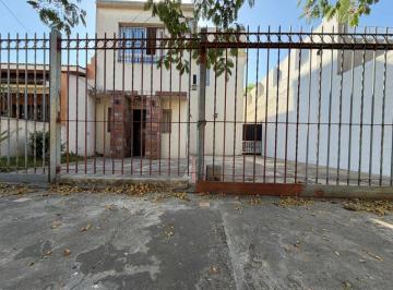 Casa de 5 ambientes, Morón · Casa 5 Ambientes con Jardin en Castelar
