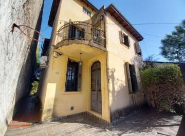 Casa de 5 ambientes, Morón · Casa 5 Ambientes con Jardin en Castelar