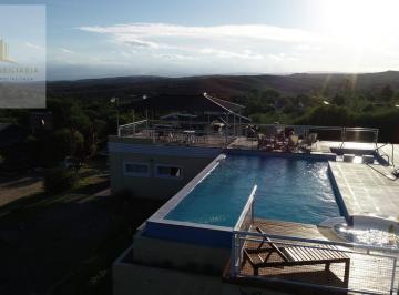 Casa · 700m² · 8 Ambientes · 10 Cocheras · Venta de Complejo de Cabañas con La Mejor Calificación en Todos Los Portales - 8 Cabañas - 10.000 m²