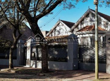 Casa de 7 ambientes, Quilmes · Alquiler o Venta// Hermosa Casa en Zona Residencial de Quilmes