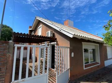 Casa de 5 ambientes, Claromecó · Vendemos Propiedad a Pasos del Centro – Balneario Claromeco