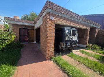 Foto · Los Gigantes - Saavedra Lamas 86 - Casa en Venta