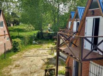 Edificio · 200m² · 2 Ambientes · 5 Cocheras · Cabaña en Venta - 1 Dormitorio 1 Baño - 200 m² - Aguas Verdes
