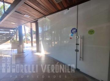 Local comercial · 40m² · 5 Cocheras · Local en Alquiler
