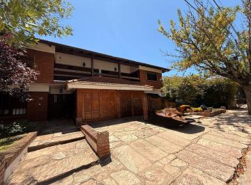 Departamento · 188m² · 5 Ambientes · 2 Cocheras · Duplex en Venta en Santa Rita del Lago