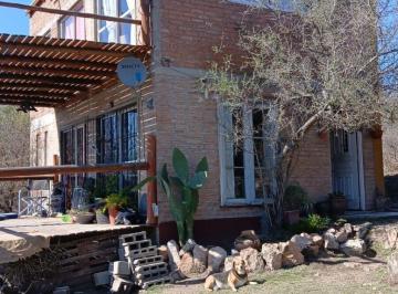 Casa de 4 ambientes, Cuesta Blanca · Casa con 2 Dorm. en Venta, 1202 m² en Cuesta Blanca