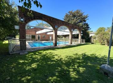 Casa · 400m² · 8 Ambientes · 3 Cocheras · Retasada Casa en Venta - Dos Lotes Súper Centrales - Miraflores Country Club